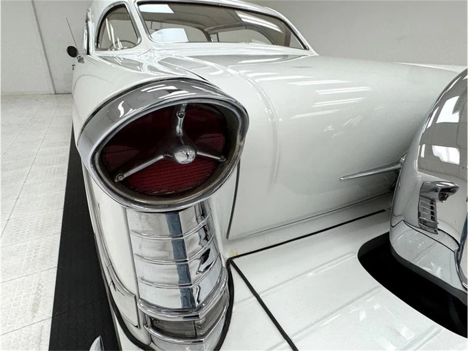 1957 Oldsmobile 88 - Image 22 of 31