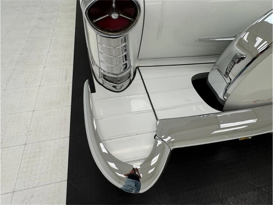 1957 Oldsmobile 88 - Image 25 of 31