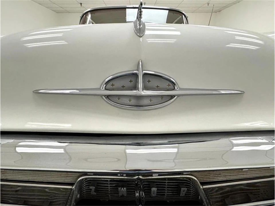 1957 Oldsmobile 88 - Image 10 of 31