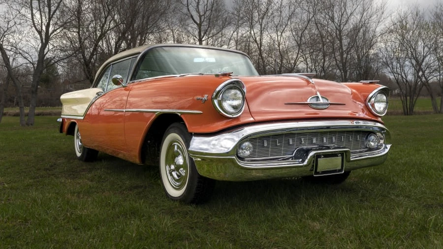 1957 Oldsmobile 88 - Image 22 of 31