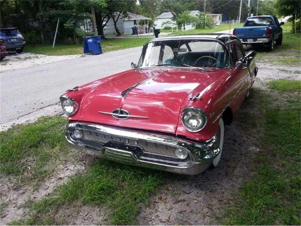 1957 Oldsmobile 88 - Image 10 of 12