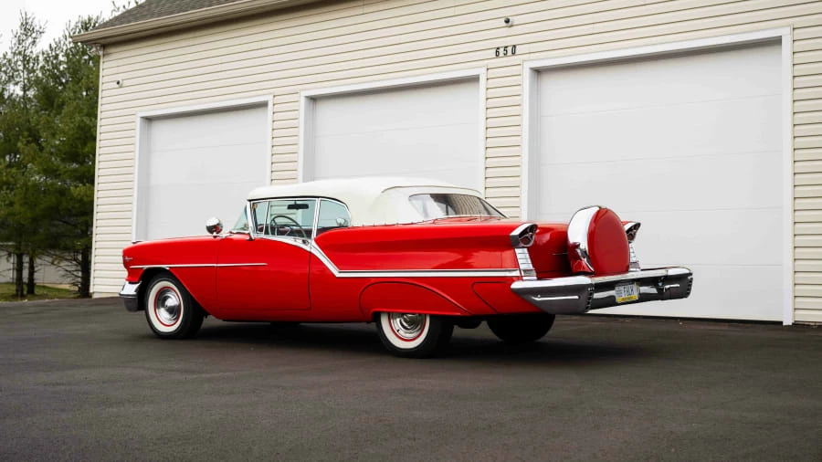 1957 Oldsmobile 88 - Image 9 of 31