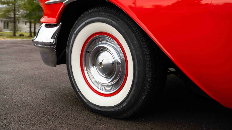 1957 Oldsmobile 88 - Image 17 of 31