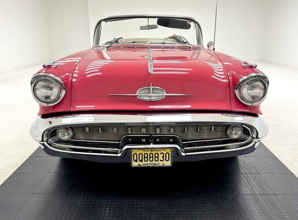 1957 Oldsmobile 88 - Image 8 of 31