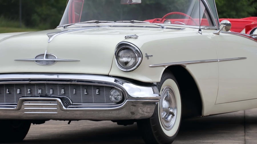 1957 Oldsmobile 88 - Image 18 of 23