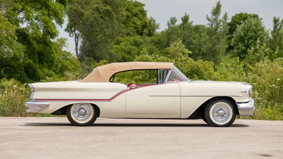 1957 Oldsmobile 88 - Image 8 of 25