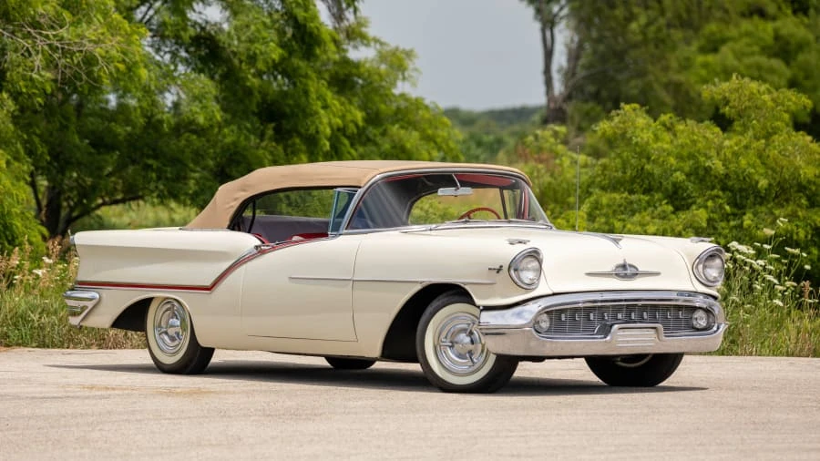 1957 Oldsmobile 88 - Image 12 of 25