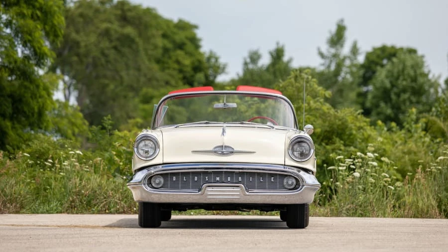1957 Oldsmobile 88 - Image 14 of 25