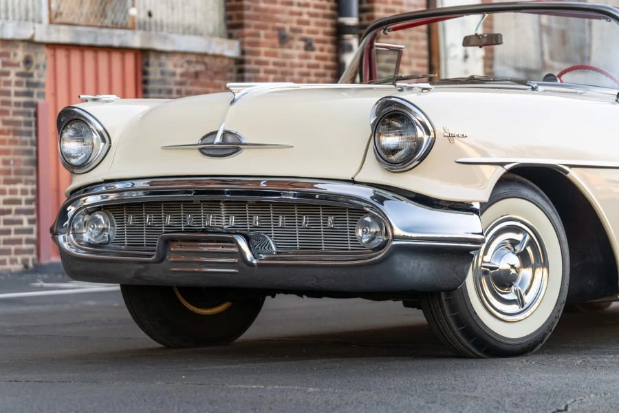 1957 Oldsmobile 88 - Image 13 of 26