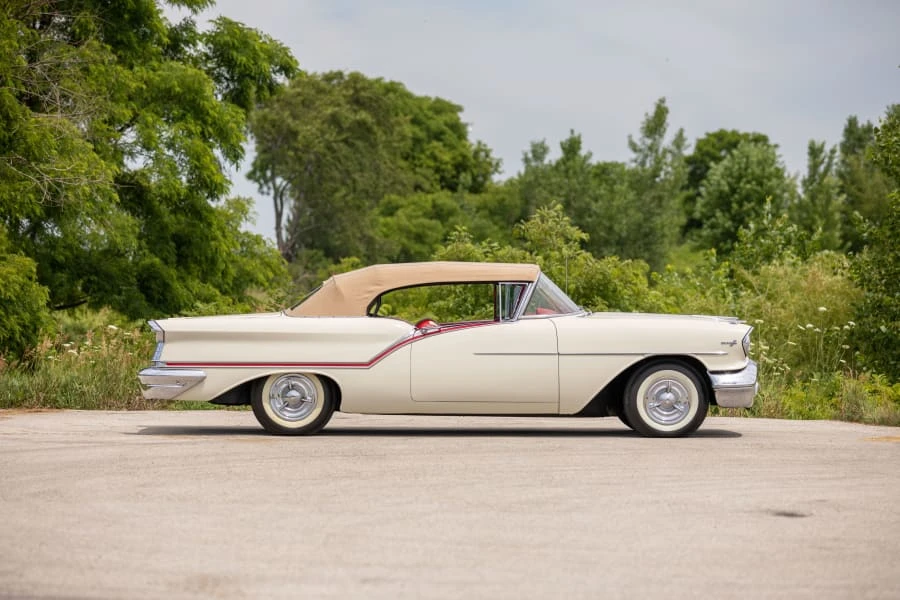 1957 Oldsmobile 88 - Image 9 of 25