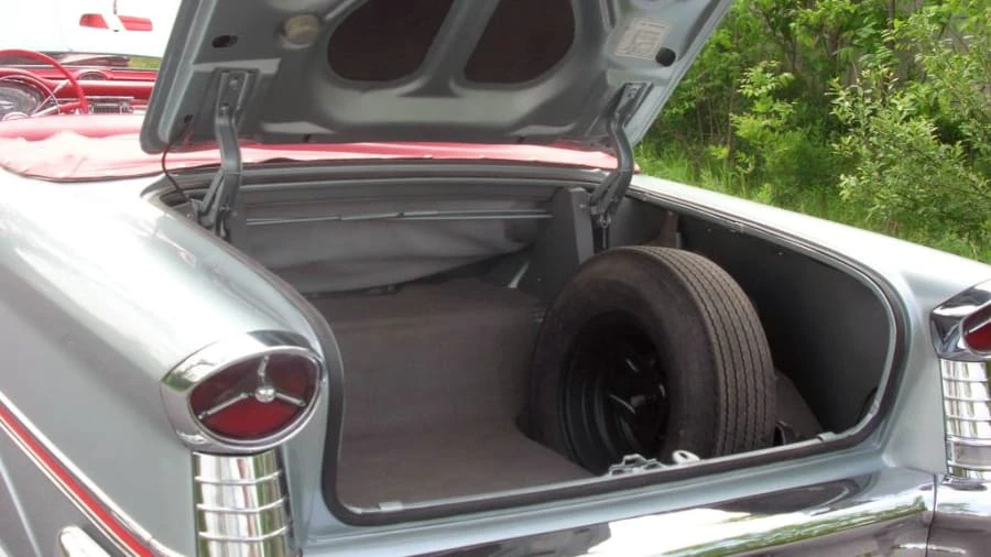 1957 Oldsmobile 88 - Image 6 of 9