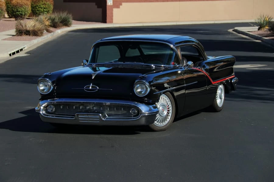 1957 Oldsmobile 88 - Image 9 of 31