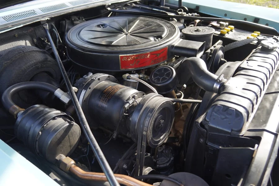 1957 Oldsmobile 88 - Image 9 of 20