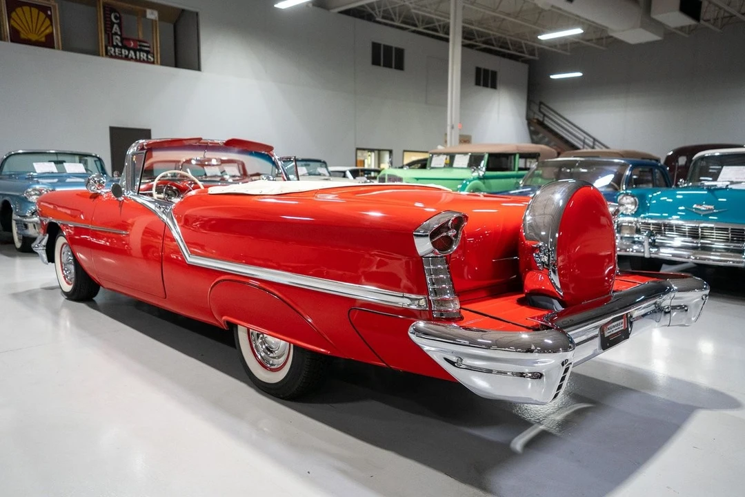 1957 Oldsmobile 88 - Image 27 of 31