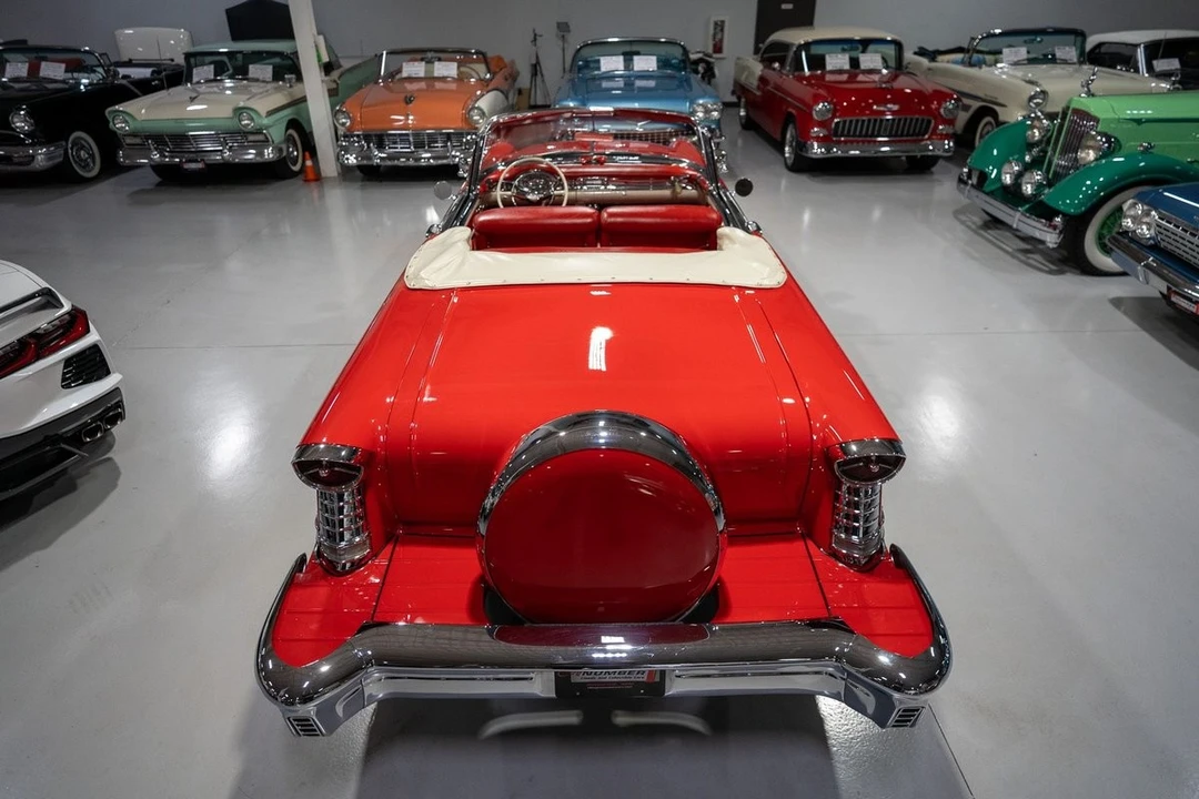 1957 Oldsmobile 88 - Image 10 of 31