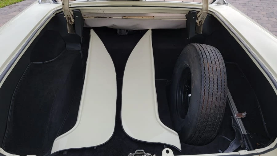 1957 Oldsmobile 98 - Image 23 of 31