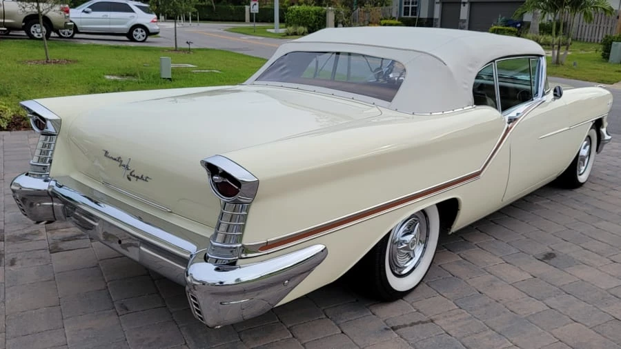 1957 Oldsmobile 98 - Image 28 of 31