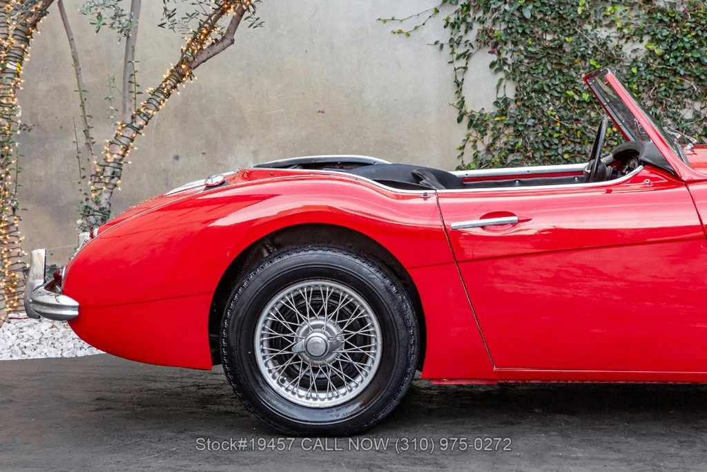 1957 Austin-Healey 100-6 - Image 11 of 12
