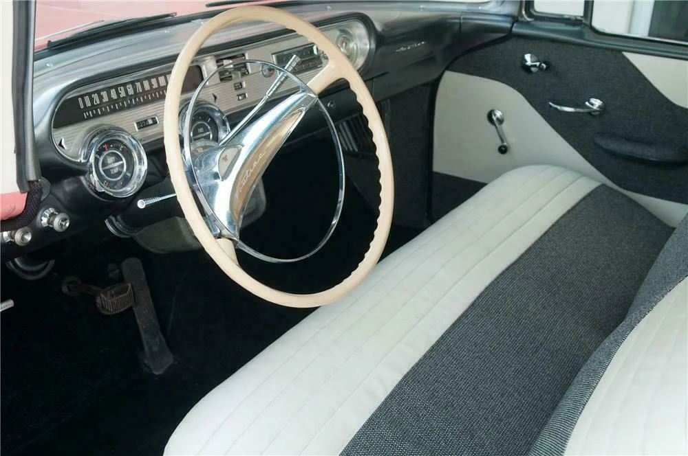 1957 Pontiac Chieftain - Image 4 of 5