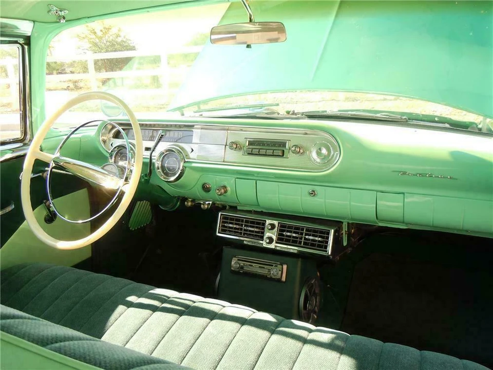 1957 Pontiac Chieftain - Image 4 of 5