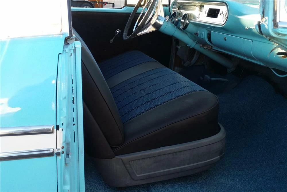 1957 Pontiac Chieftain - Image 4 of 4