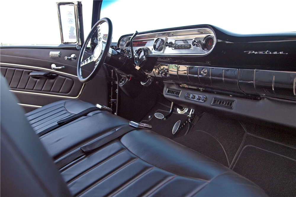 1957 Pontiac Chieftain - Image 4 of 5