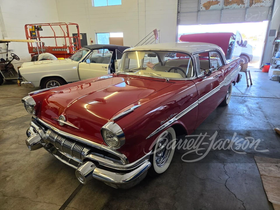1957 Pontiac Chieftain - Image 9 of 9