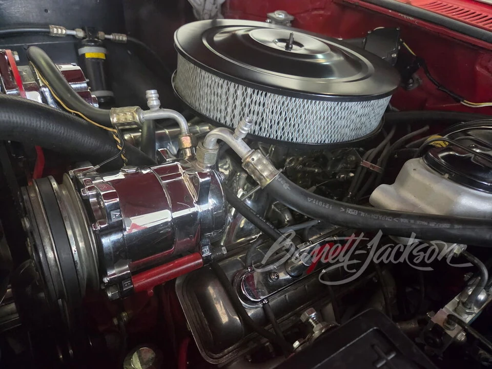 1957 Pontiac Chieftain - Image 6 of 9