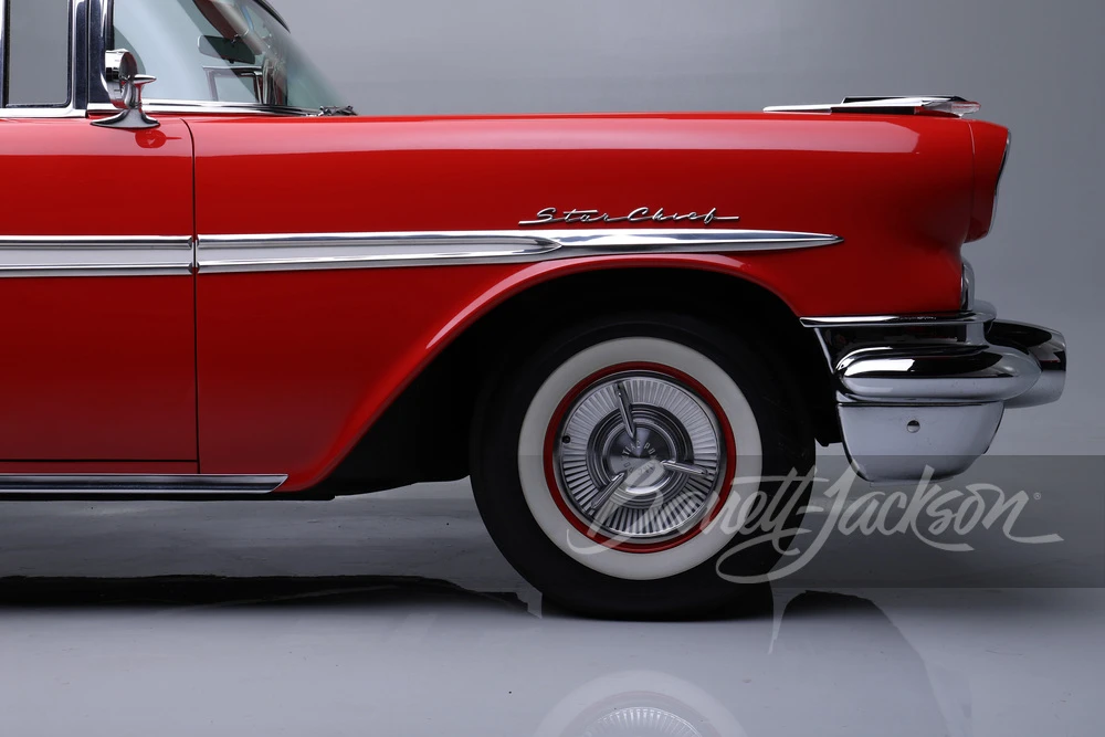 1957 Pontiac Star Chief - Image 7 of 31