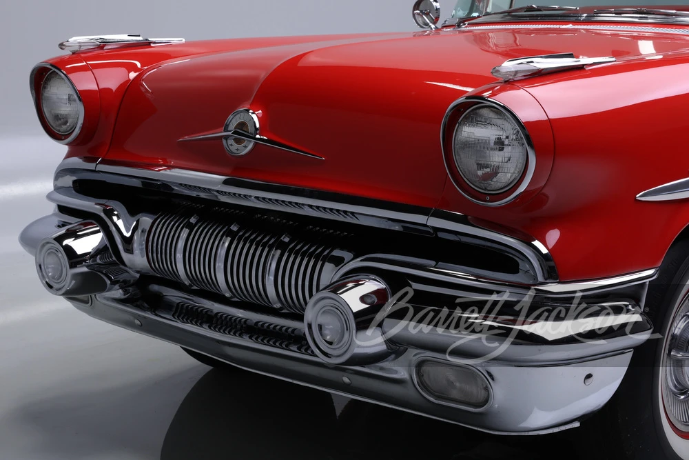 1957 Pontiac Star Chief - Image 15 of 31