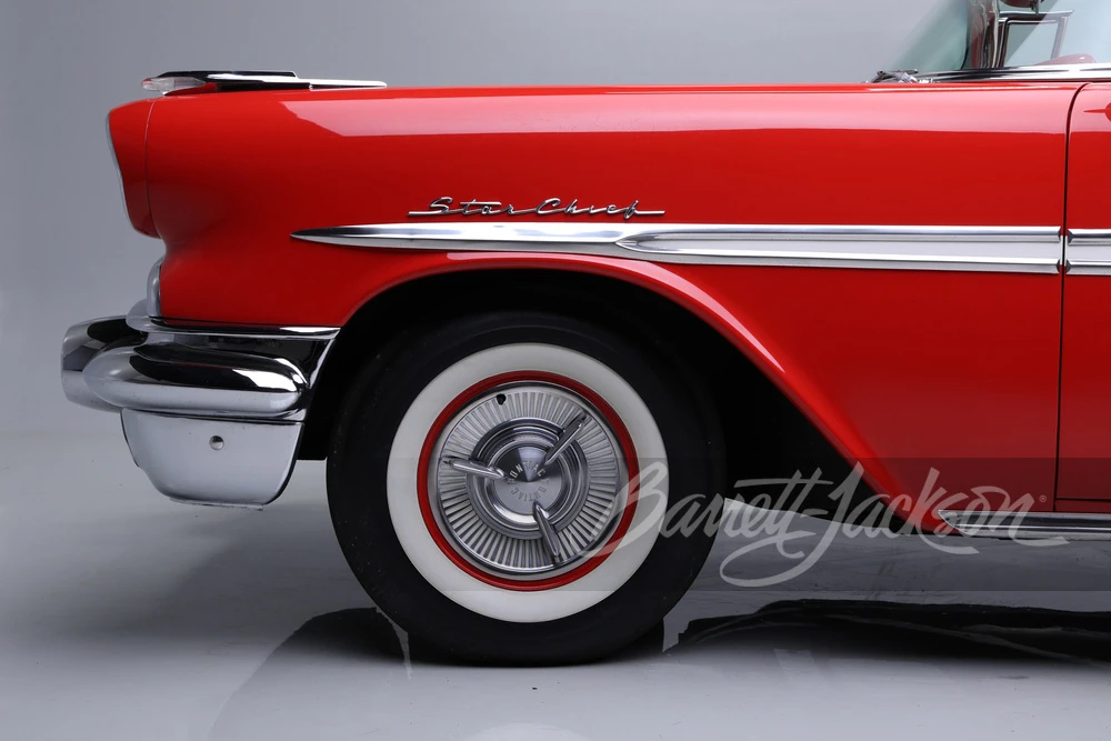 1957 Pontiac Star Chief - Image 25 of 31