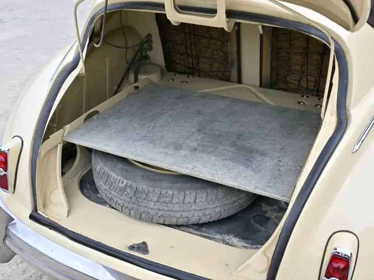 1957 Peugeot 504 - Image 25 of 27