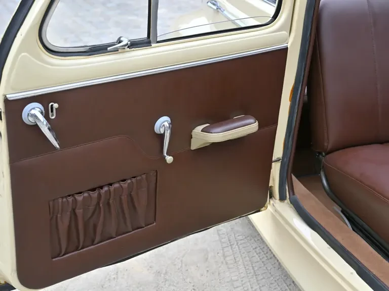 1957 Peugeot 504 - Image 17 of 27