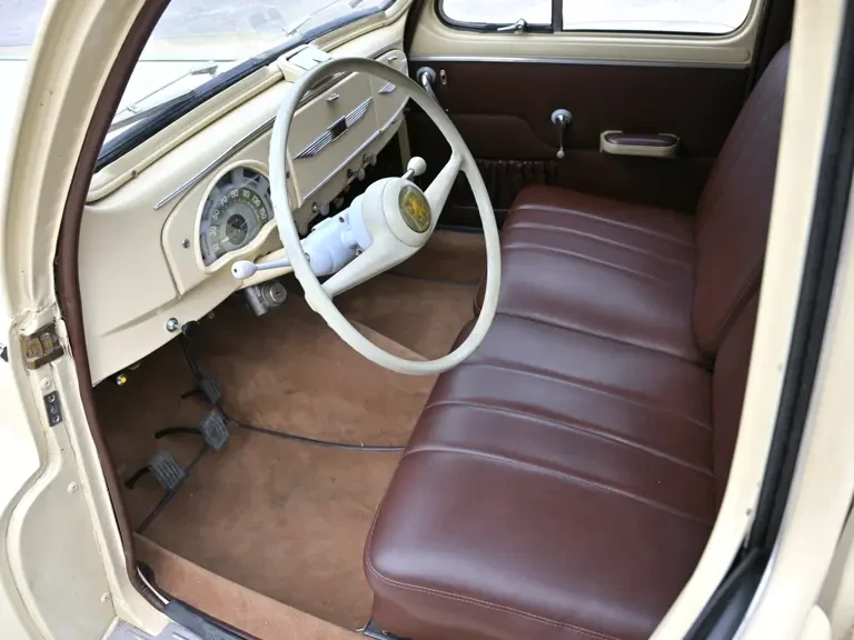 1957 Peugeot 504 - Image 5 of 27