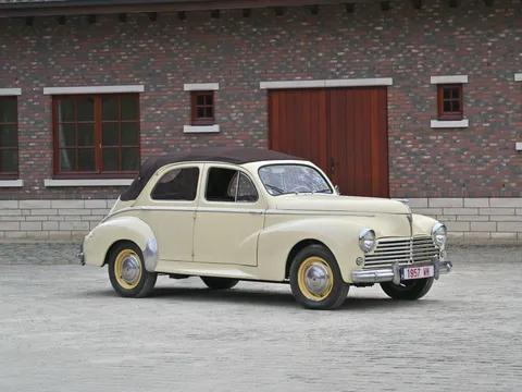 1957 Peugeot 203 C