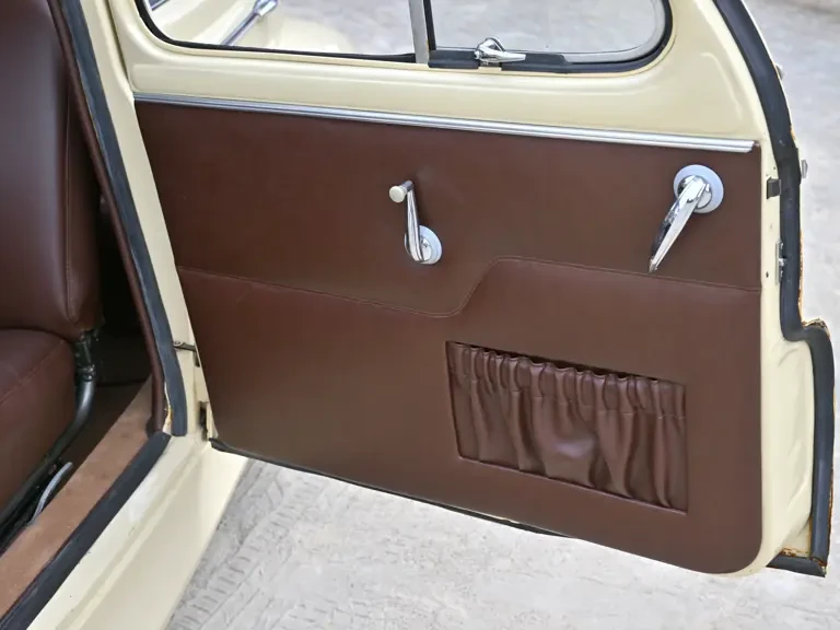1957 Peugeot 504 - Image 18 of 27