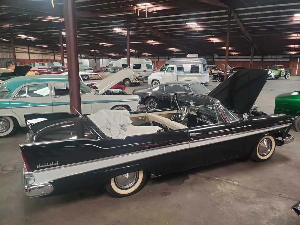 1957 Plymouth - Image 4 of 21