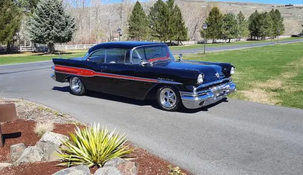 1957 Pontiac
