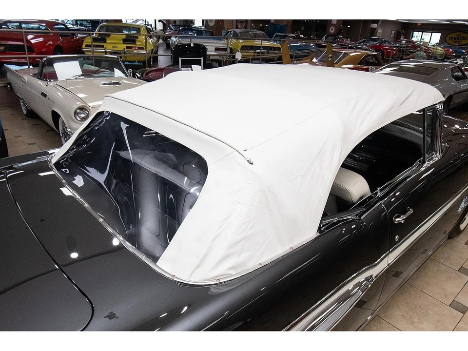 1957 Pontiac Bonneville - Image 5 of 31