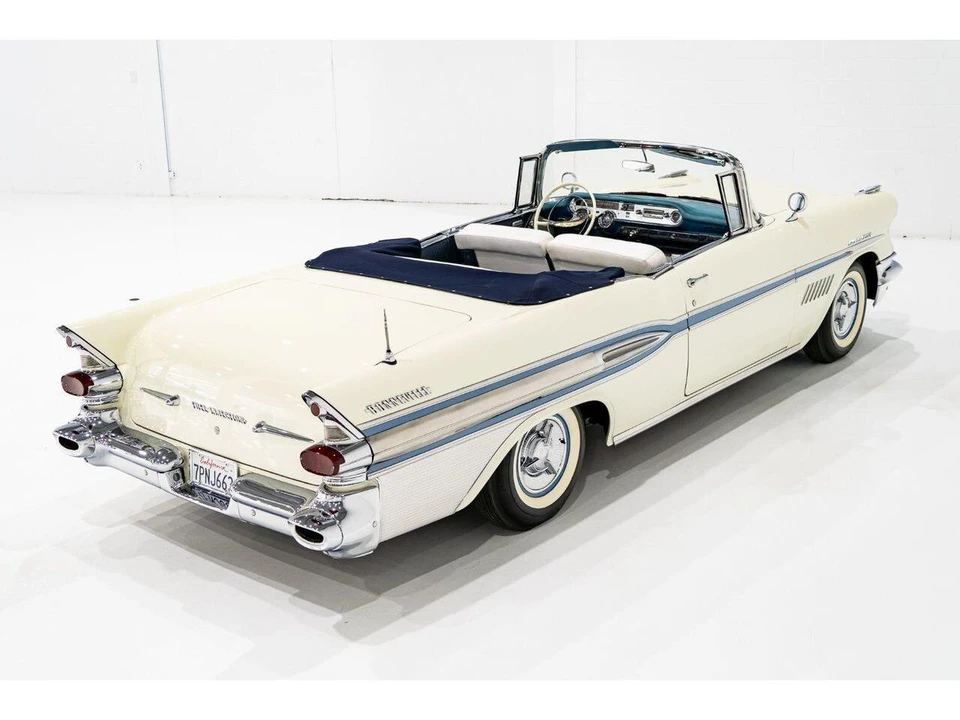 1957 Pontiac Bonneville - Image 26 of 31