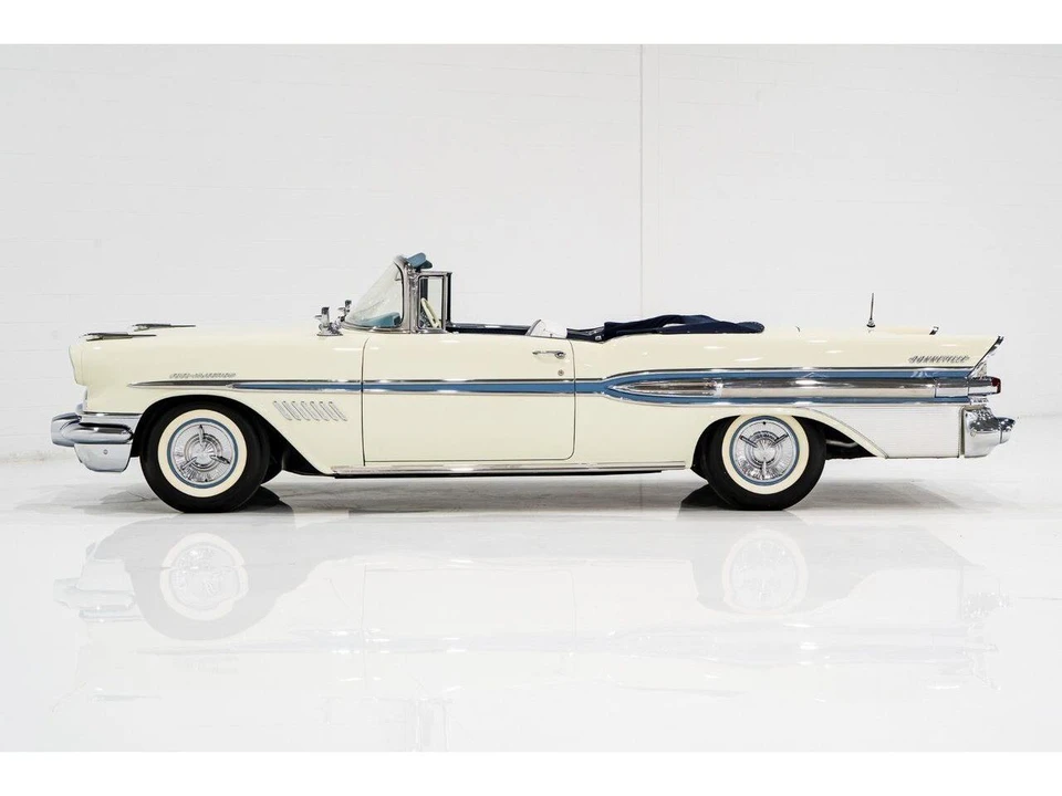 1957 Pontiac Bonneville - Image 25 of 31