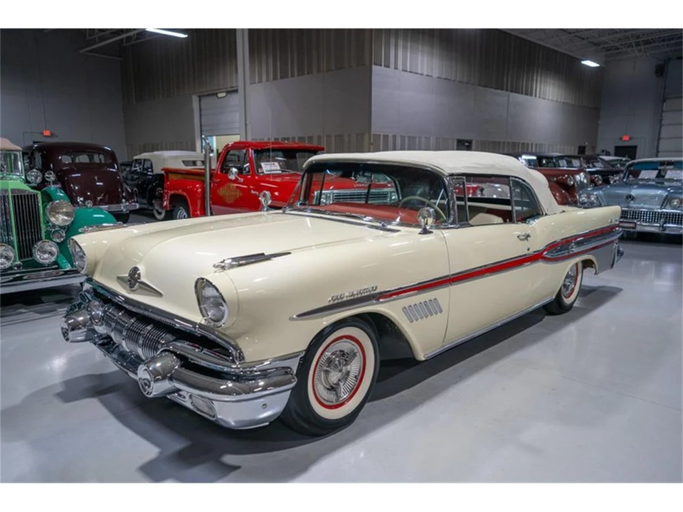 1957 Pontiac Bonneville - Image 27 of 31