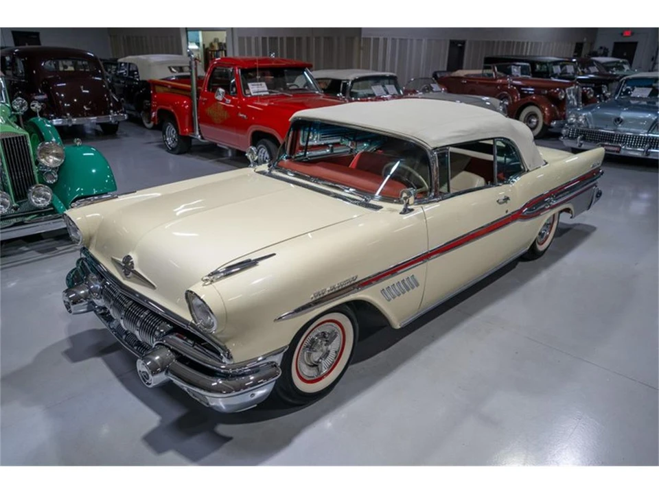 1957 Pontiac Bonneville - Image 11 of 31