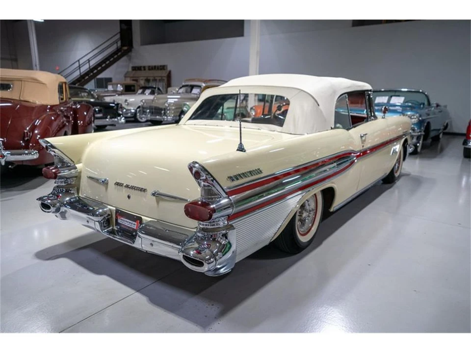 1957 Pontiac Bonneville - Image 31 of 31