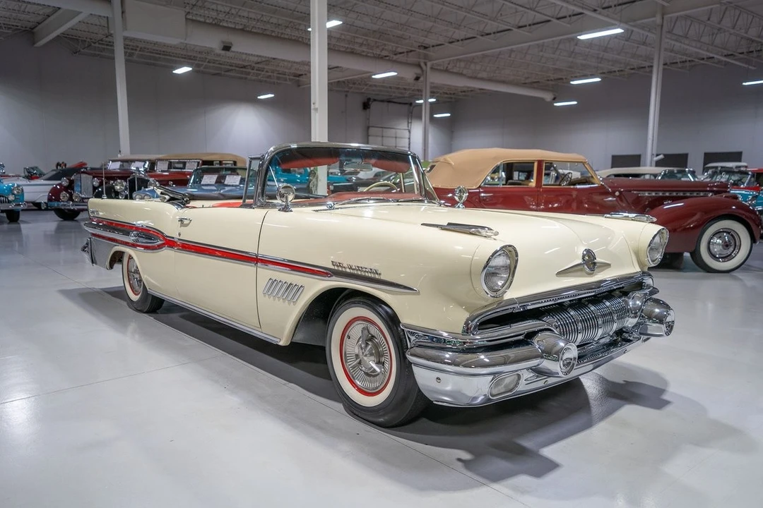 1957 Pontiac Bonneville - Image 23 of 31