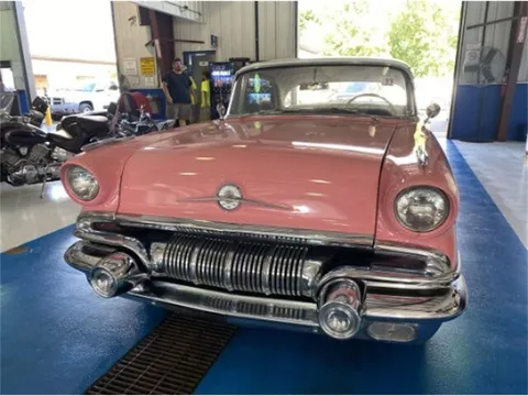 1957 Pontiac Chieftain