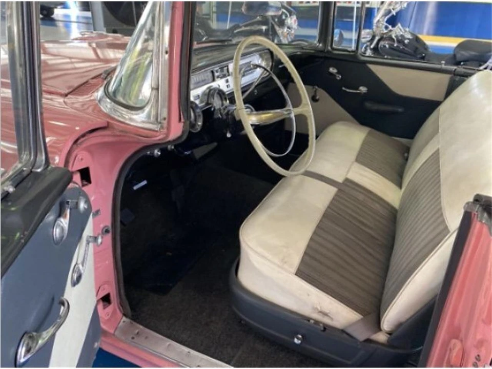 1957 Pontiac Chieftain - Image 3 of 5
