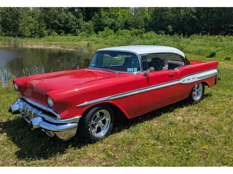 1957 Pontiac Chieftain Restomod