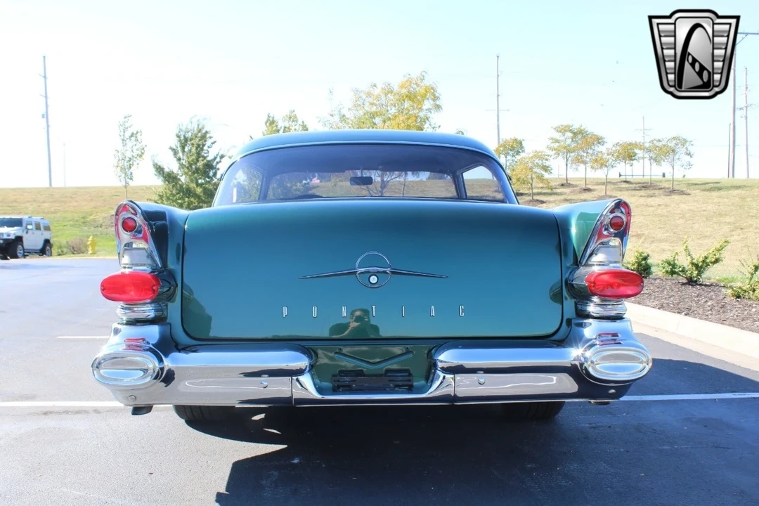 1957 Pontiac Chieftain - Image 12 of 12