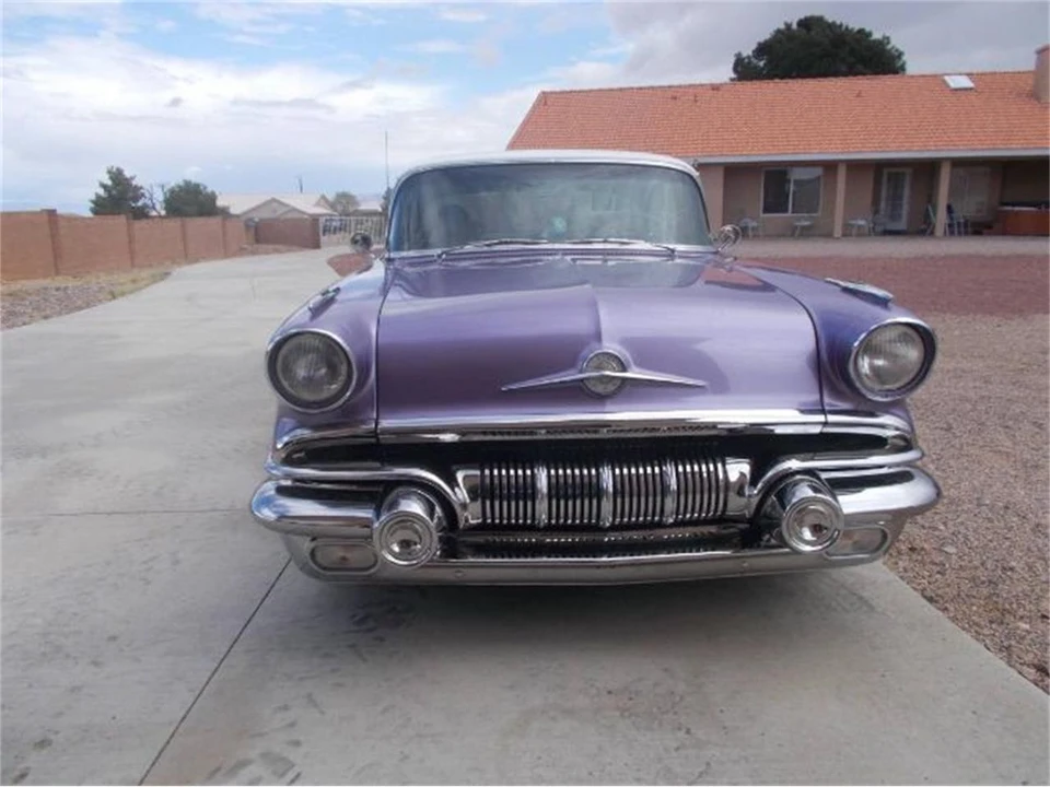 1957 Pontiac Chieftain - Image 8 of 9
